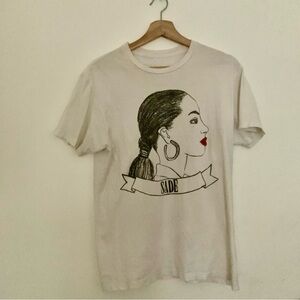 Sade deerdana t shirt